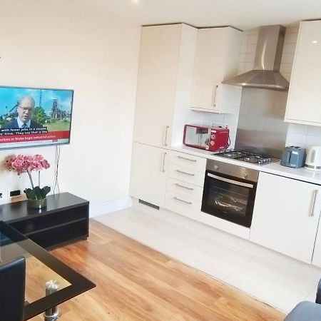 Tulip 5 Top Floor At Hammersmith Londra Exterior foto
